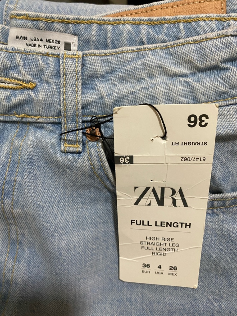 ZARA Men's Light Wash Straight Jeans